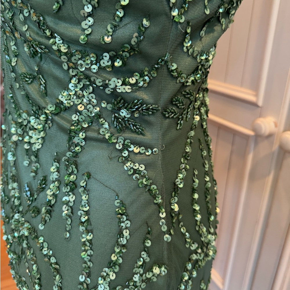 Elegant Green Prom Dress - Picture 8 of 9